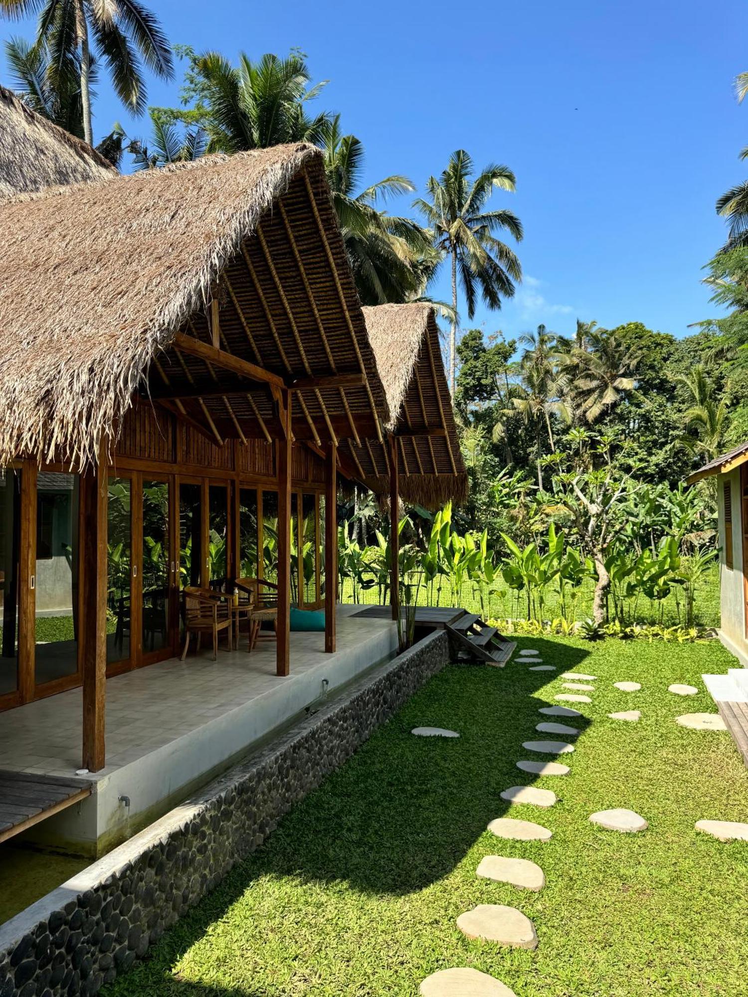 Rumah Guci Ubud  Bagian luar foto