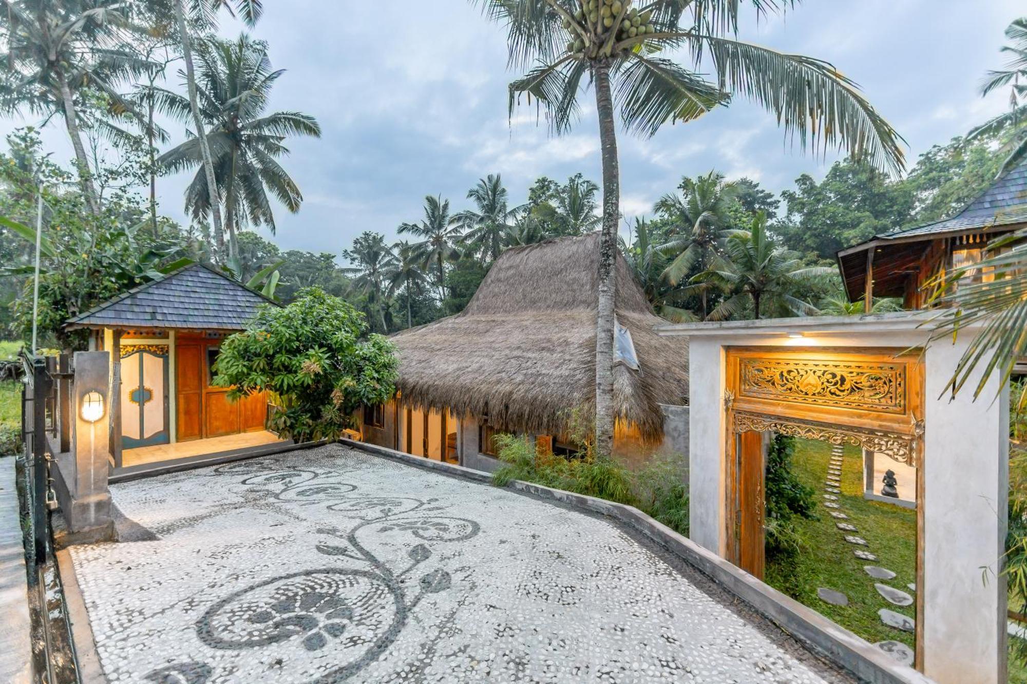 Rumah Guci Ubud  Bagian luar foto