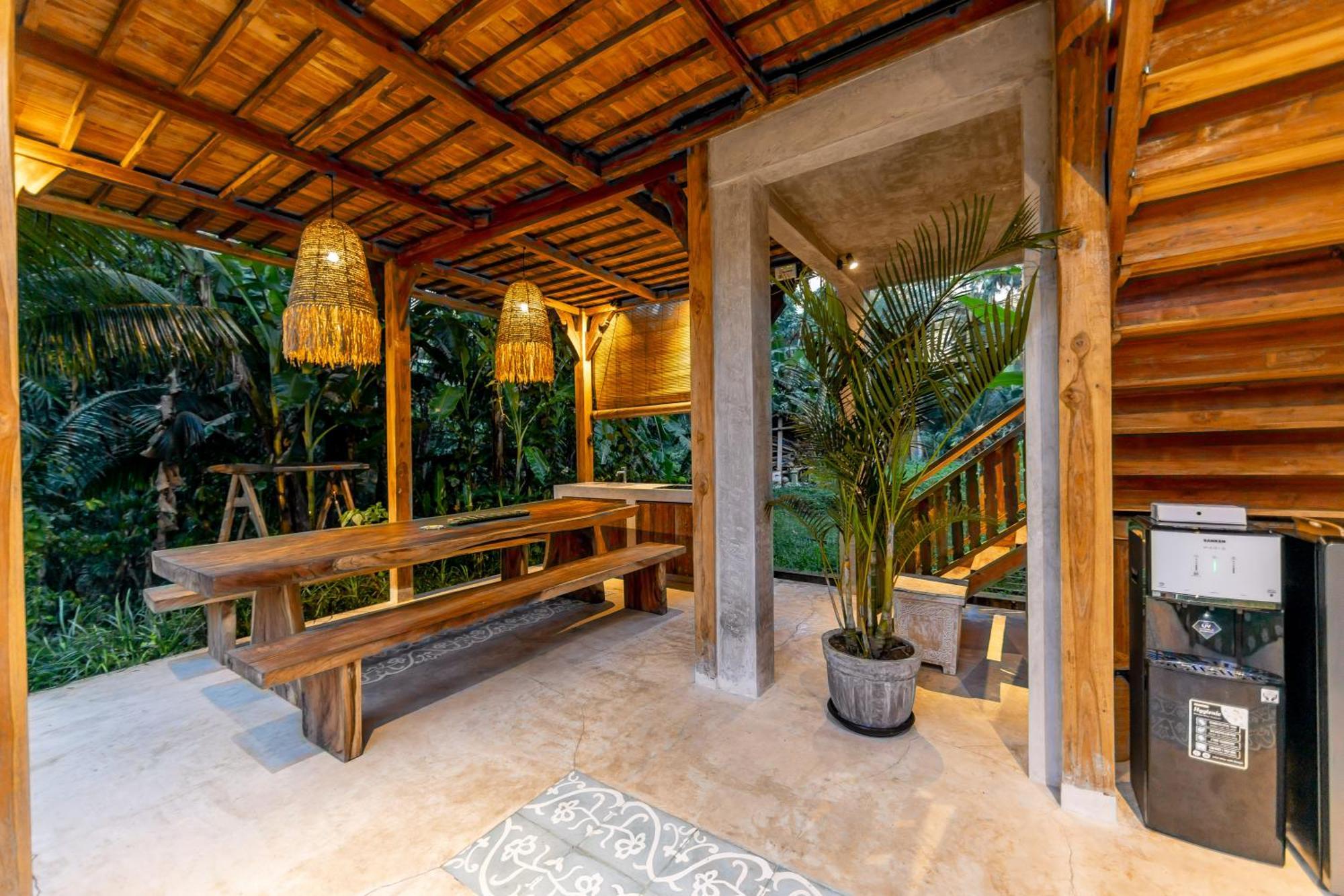 Rumah Guci Ubud  Bagian luar foto