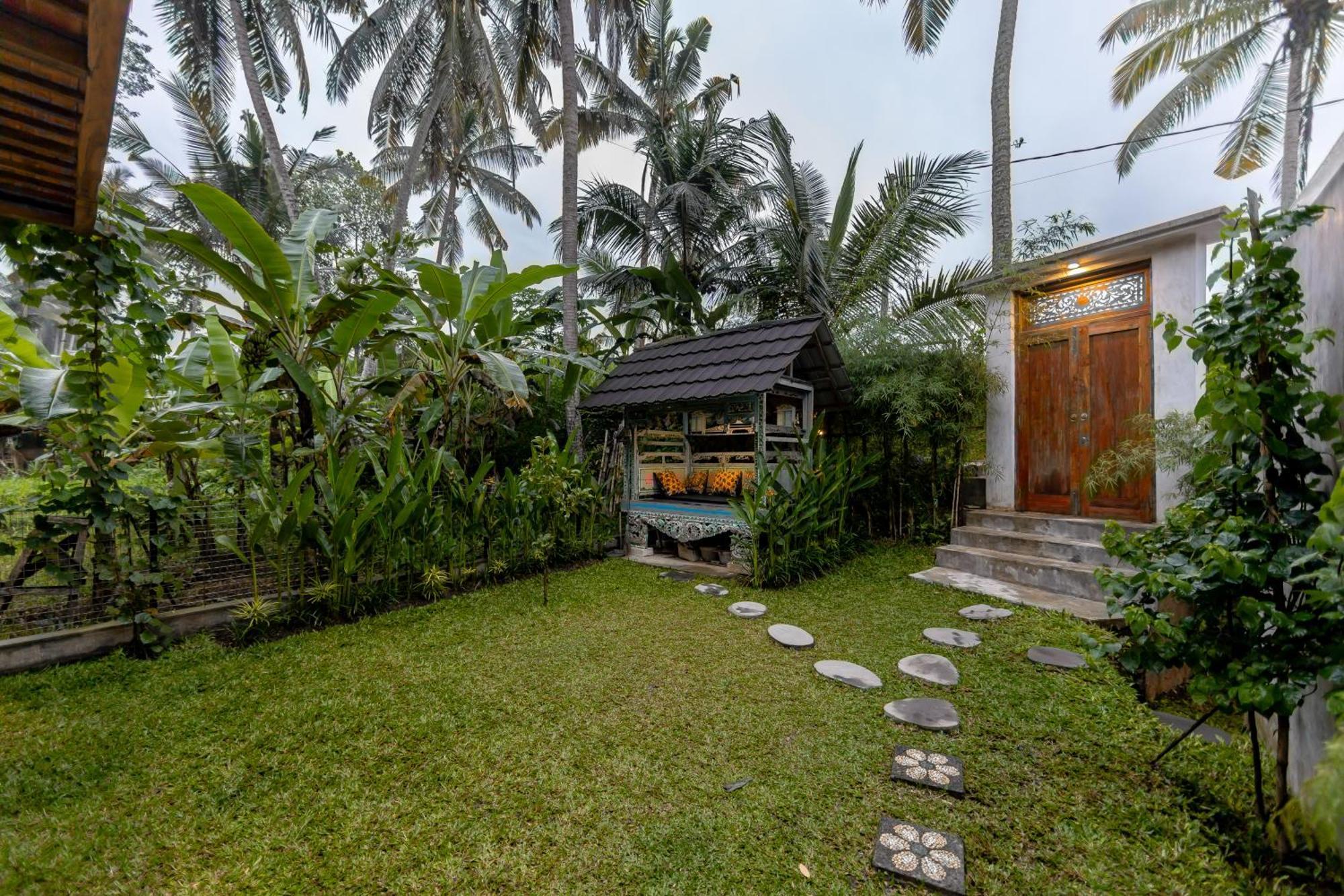 Rumah Guci Ubud  Bagian luar foto